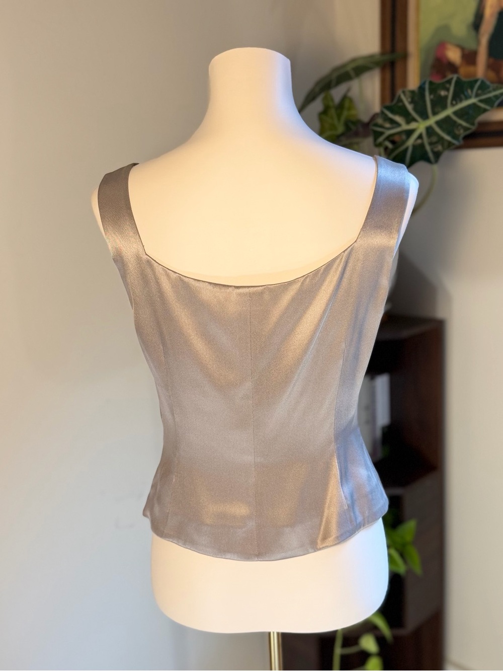 Akris 100% Silk Sleeveless Shell Top Silver Square Neck Side Zip Size US 8 - Picture 5 of 11